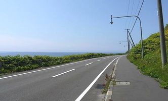 路肩 パンク